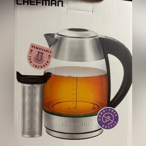 Chefman electric kettle with tea infuser